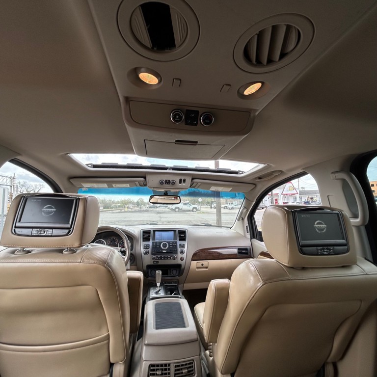 2013 Nissan Armada Image 17