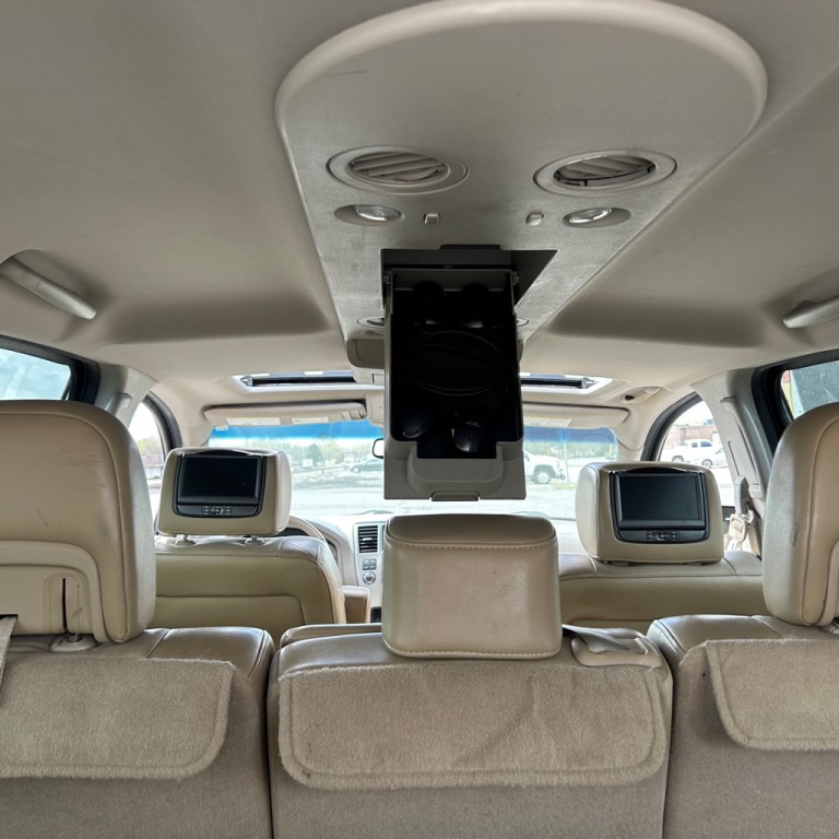 2013 Nissan Armada Image 20