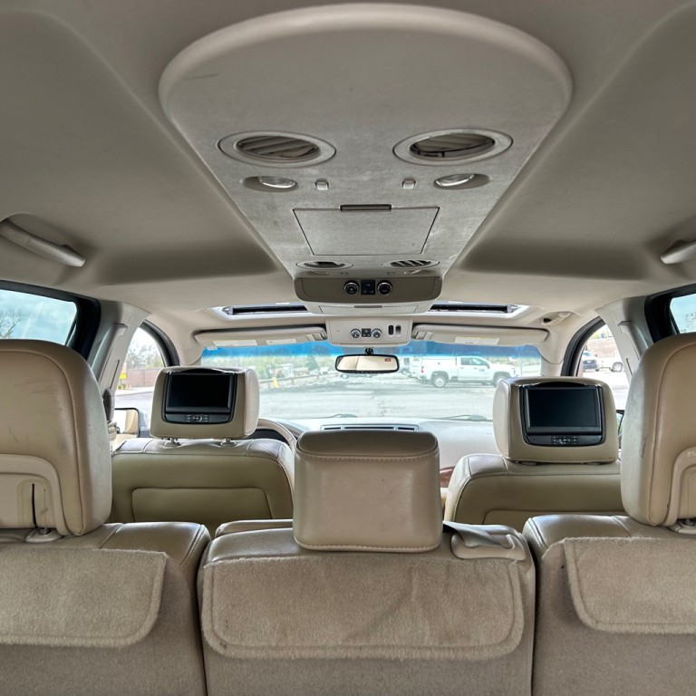2013 Nissan Armada Image 21