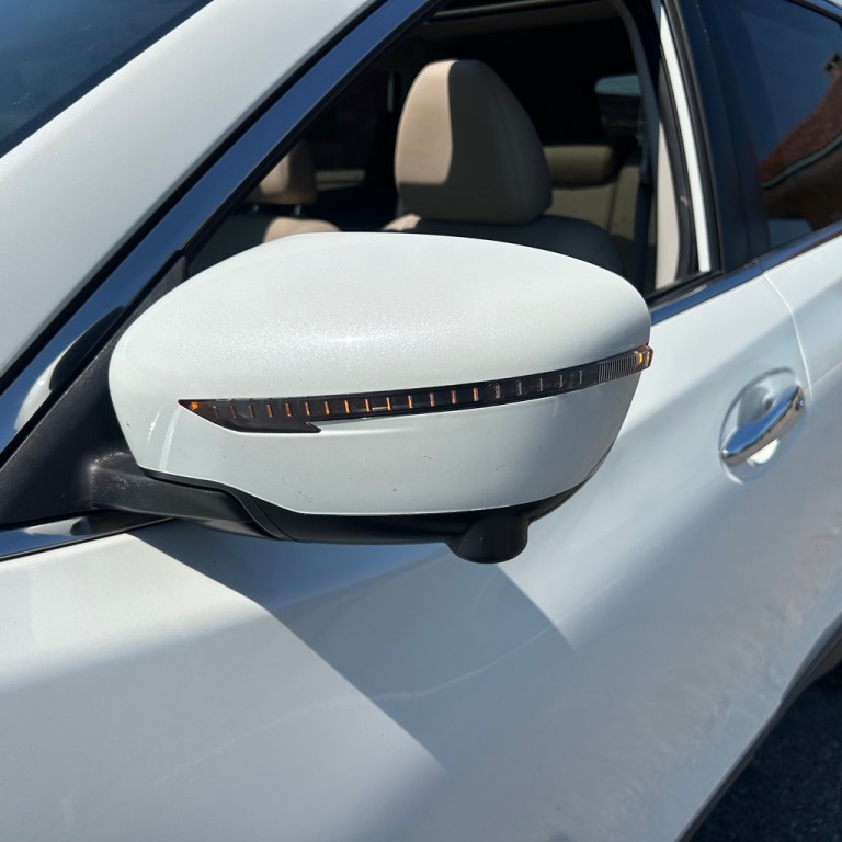 2016 Nissan Rogue Image 4