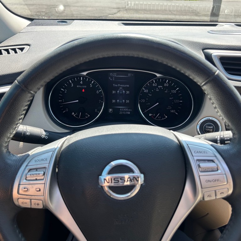 2016 Nissan Rogue Image 10