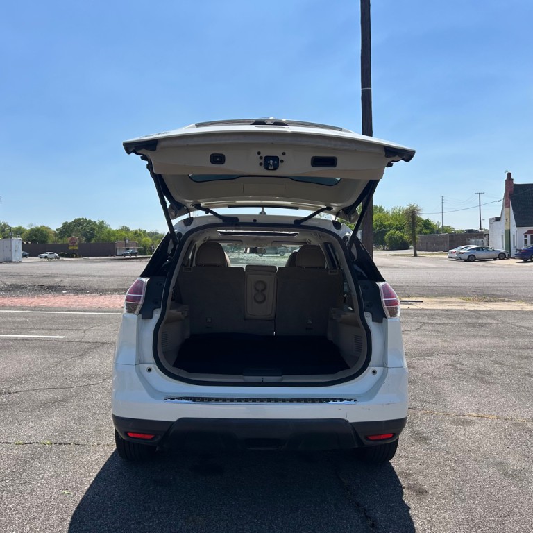 2016 Nissan Rogue Image 19