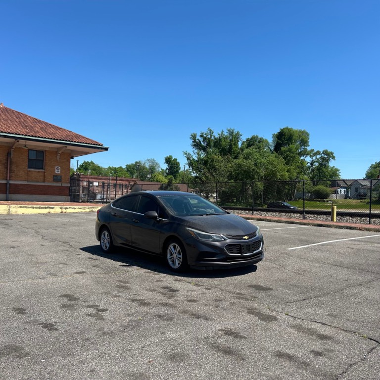 2016 Chevrolet Cruze Image 3