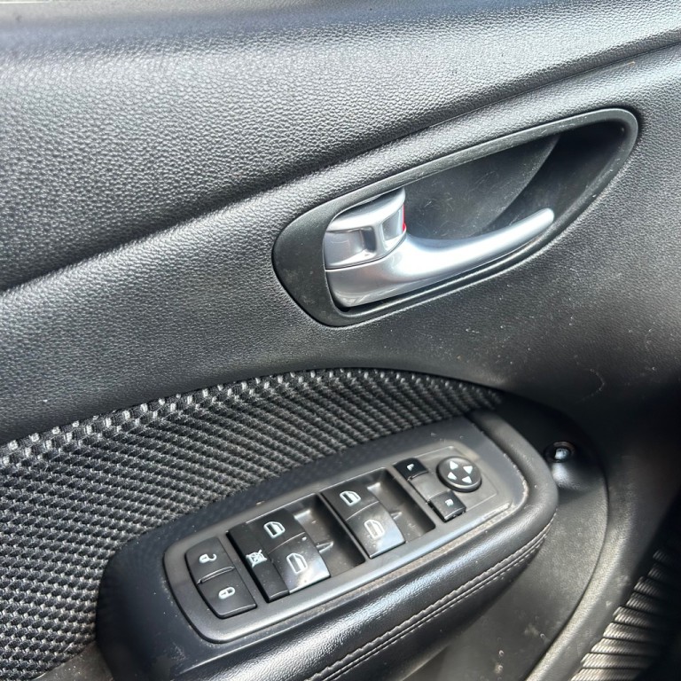 2014 Dodge Dart Image 6