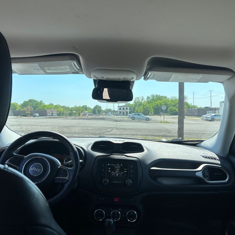 2017 Jeep Renegade Image 7