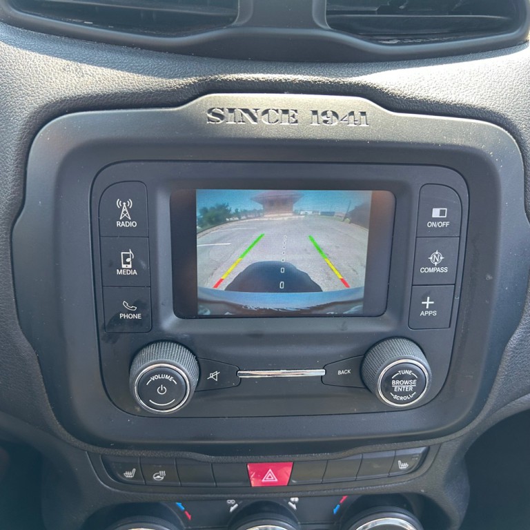 2017 Jeep Renegade Image 13