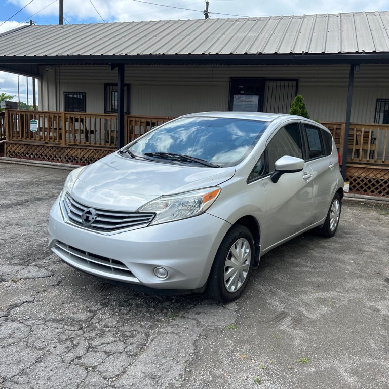 2015 Nissan Versa Image 3