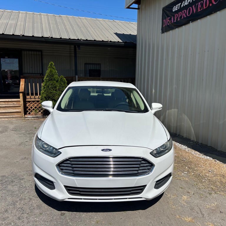 2015 Ford Fusion Image 2