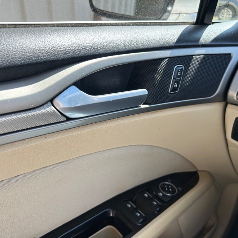 2015 Ford Fusion Image 8