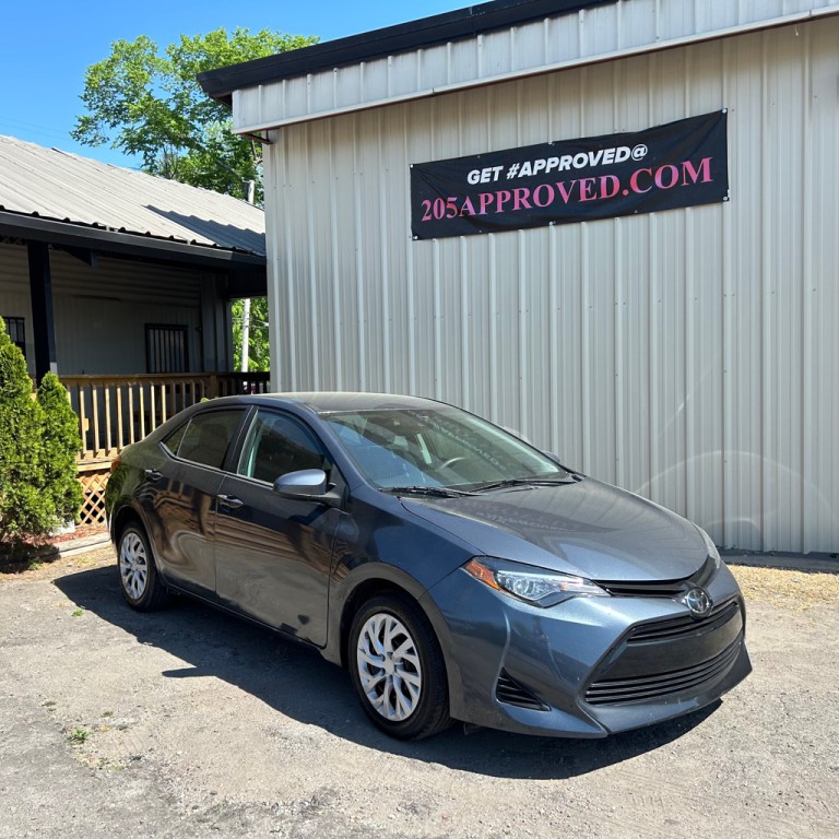 2018 Toyota Corolla Image 1