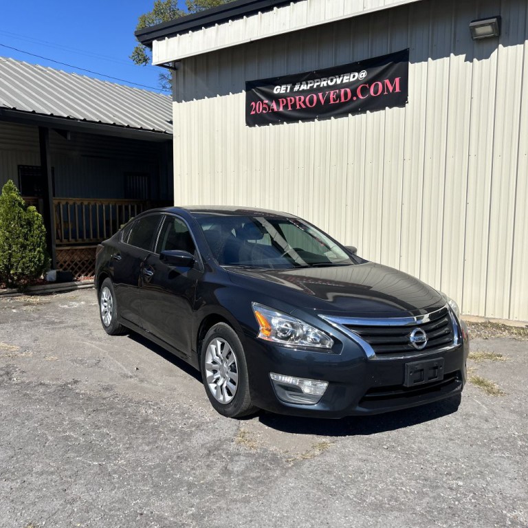 2015 Nissan Altima Image 1