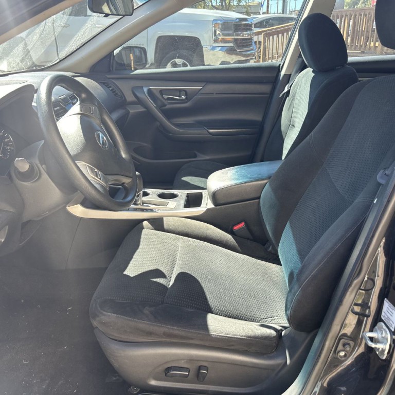 2015 Nissan Altima Image 5