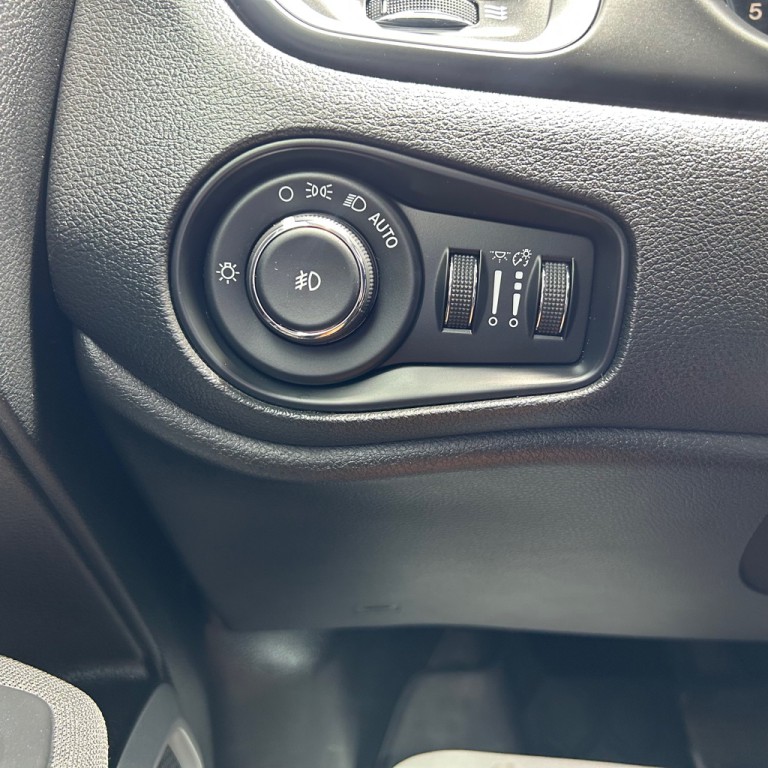 2018 Jeep Renegade Image 7
