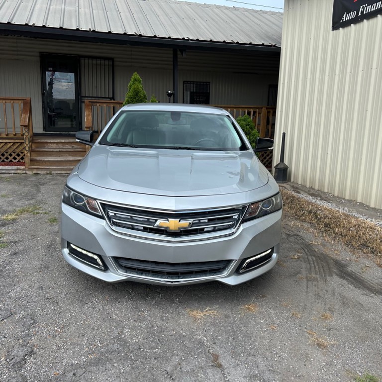 2018 Chevrolet Impala Image 2
