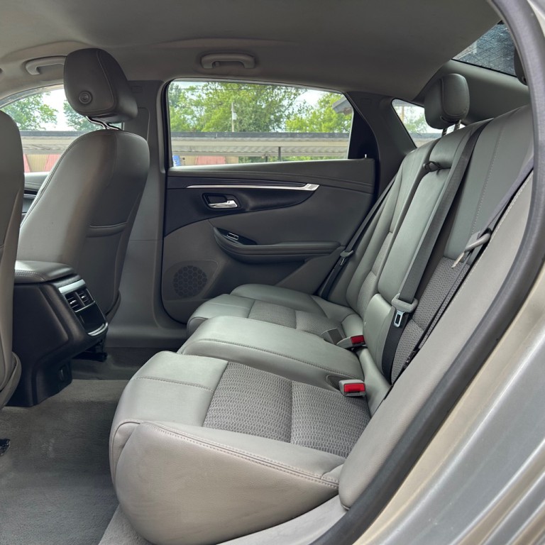 2018 Chevrolet Impala Image 17