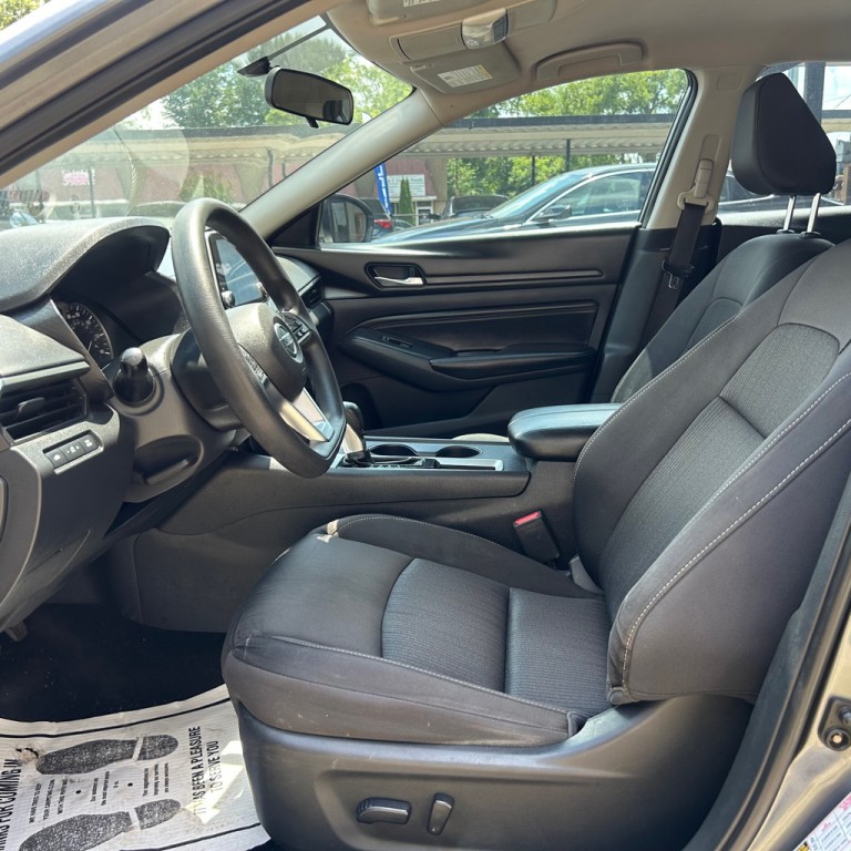 2019 Nissan Altima Image 5