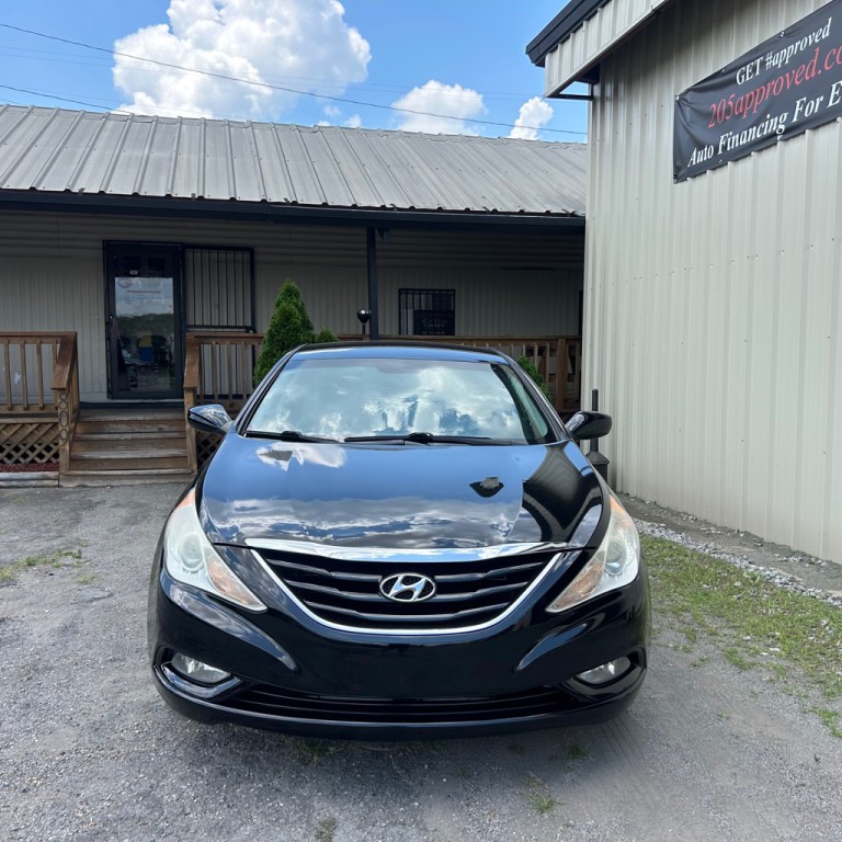 2013 Hyundai Sonata Image 2
