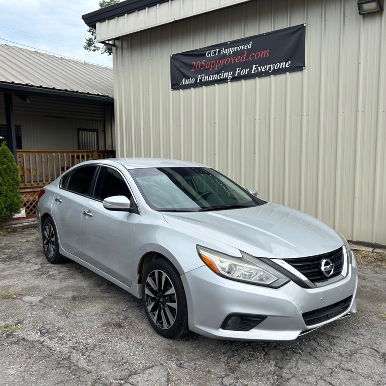2018 Nissan Altima Image 1
