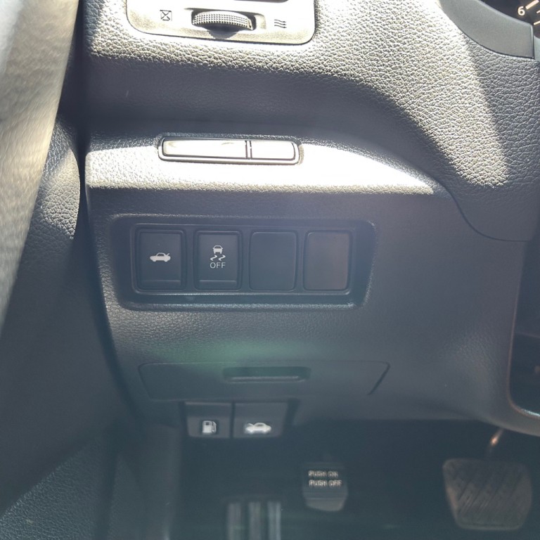 2017 Nissan Altima Image 9