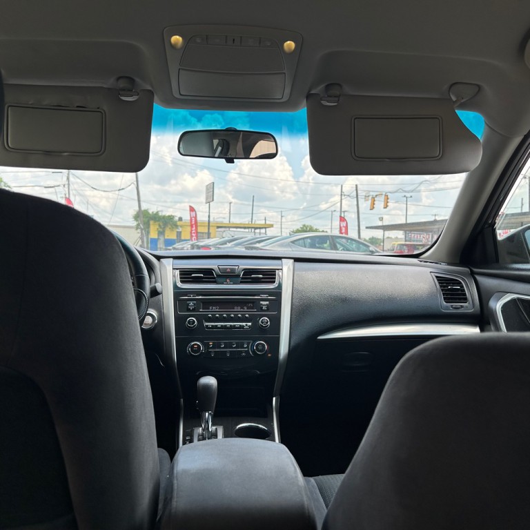 2014 Nissan Altima Image 6