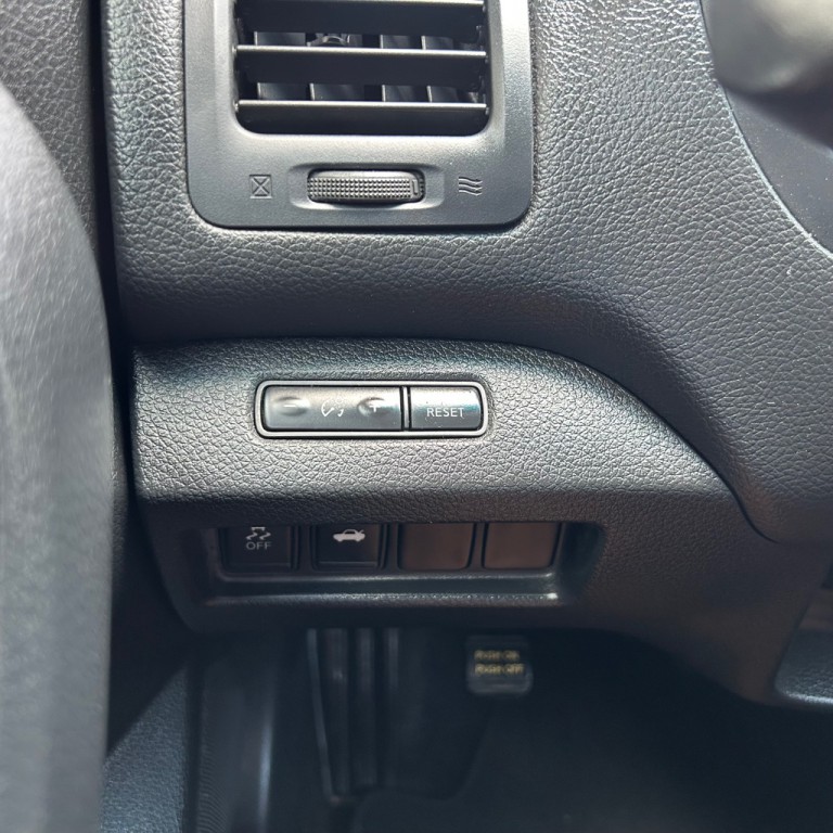 2014 Nissan Altima Image 8
