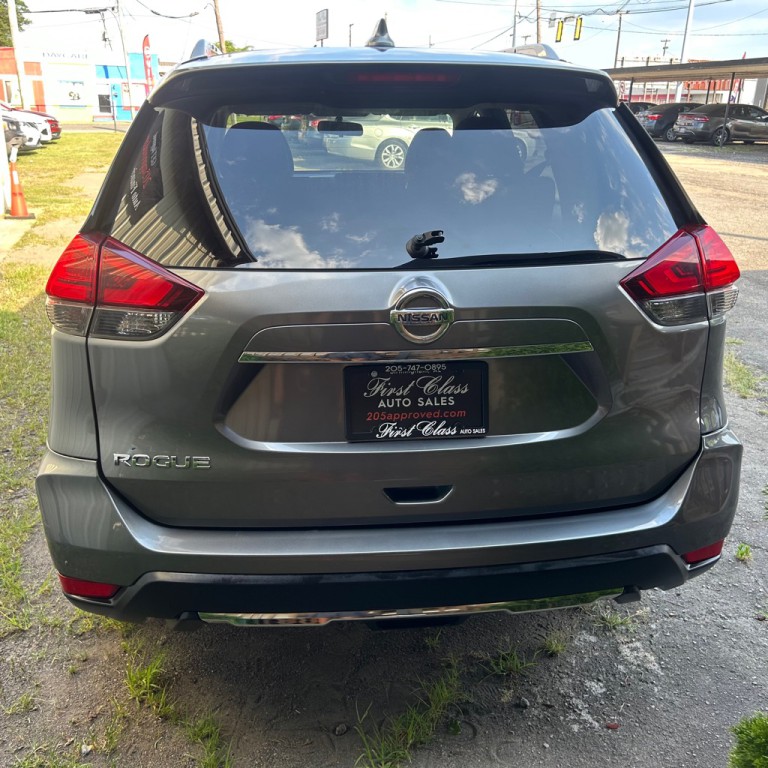 2017 Nissan Rogue Image 12