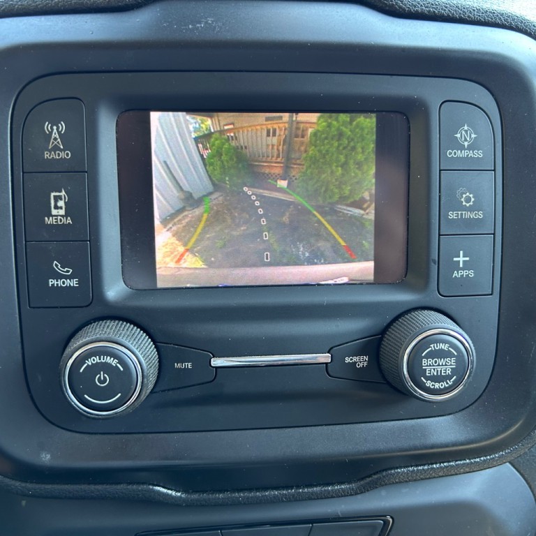 2018 Jeep Renegade Image 11