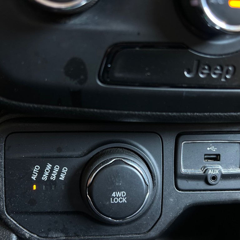 2018 Jeep Renegade Image 15