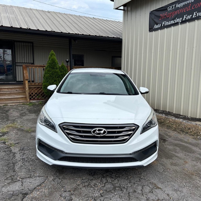 2017 Hyundai Sonata Image 2