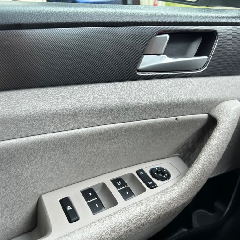 2017 Hyundai Sonata Image 7