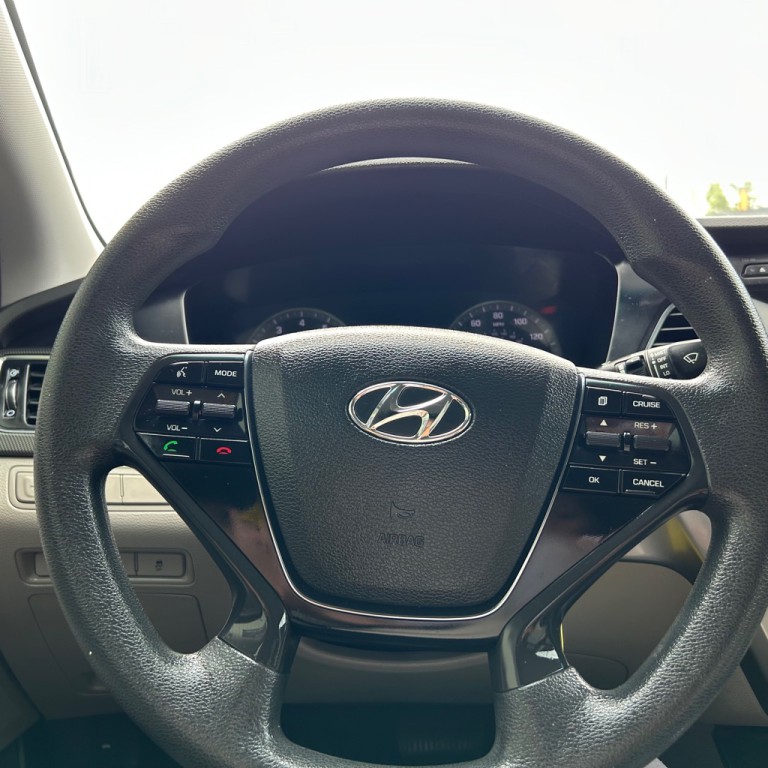 2017 Hyundai Sonata Image 9