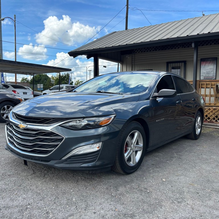 2020 Chevrolet Malibu Image 2