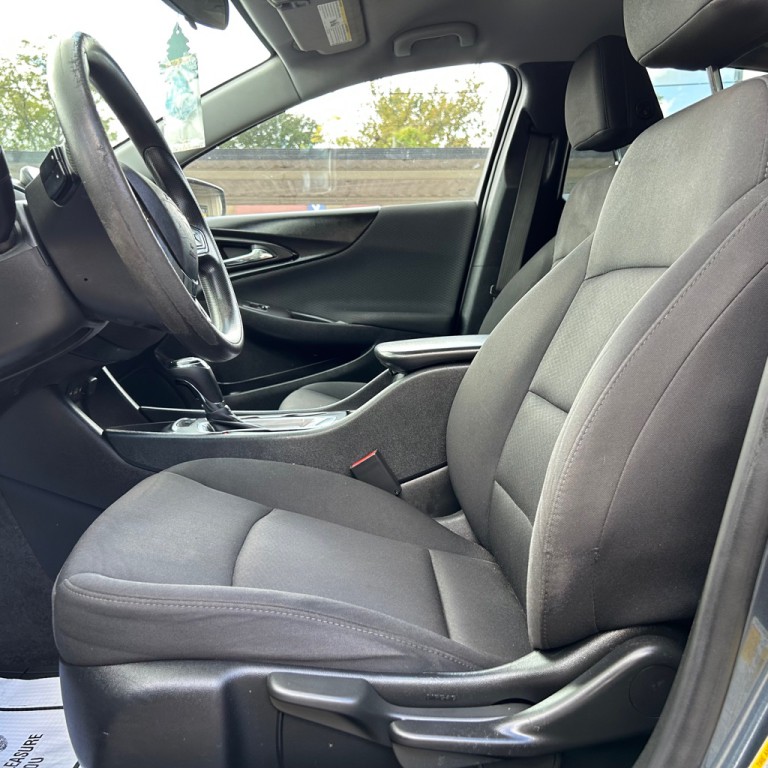 2020 Chevrolet Malibu Image 4