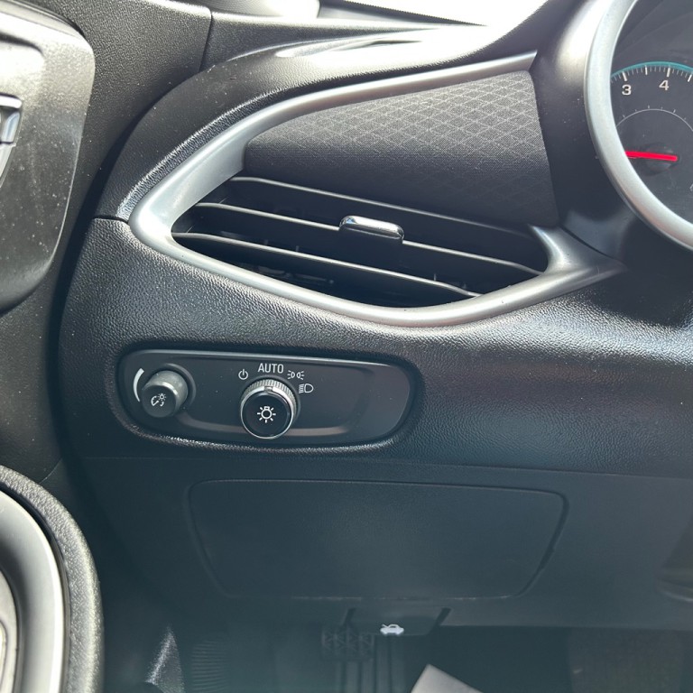 2020 Chevrolet Malibu Image 7