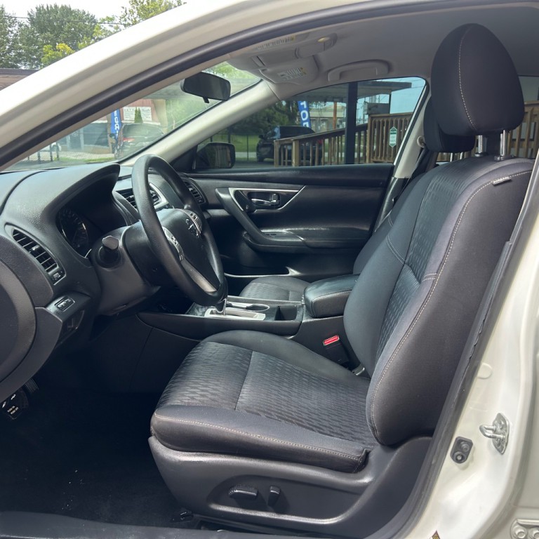 2018 Nissan Altima Image 3