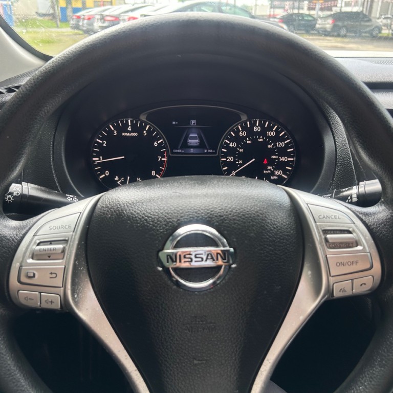 2018 Nissan Altima Image 7