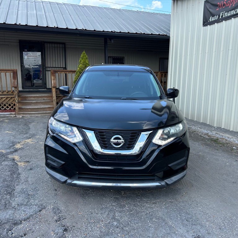 2017 Nissan Rogue Image 2