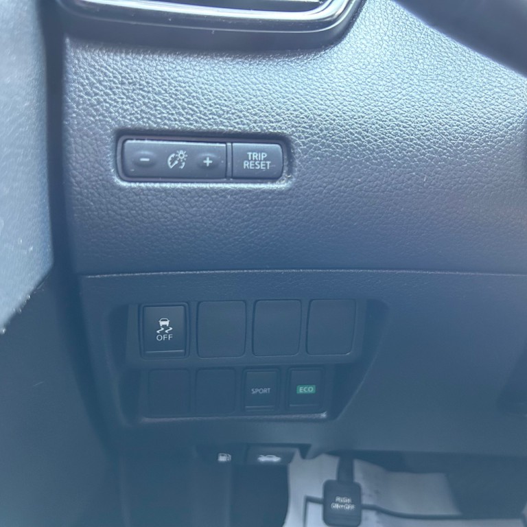 2017 Nissan Rogue Image 7