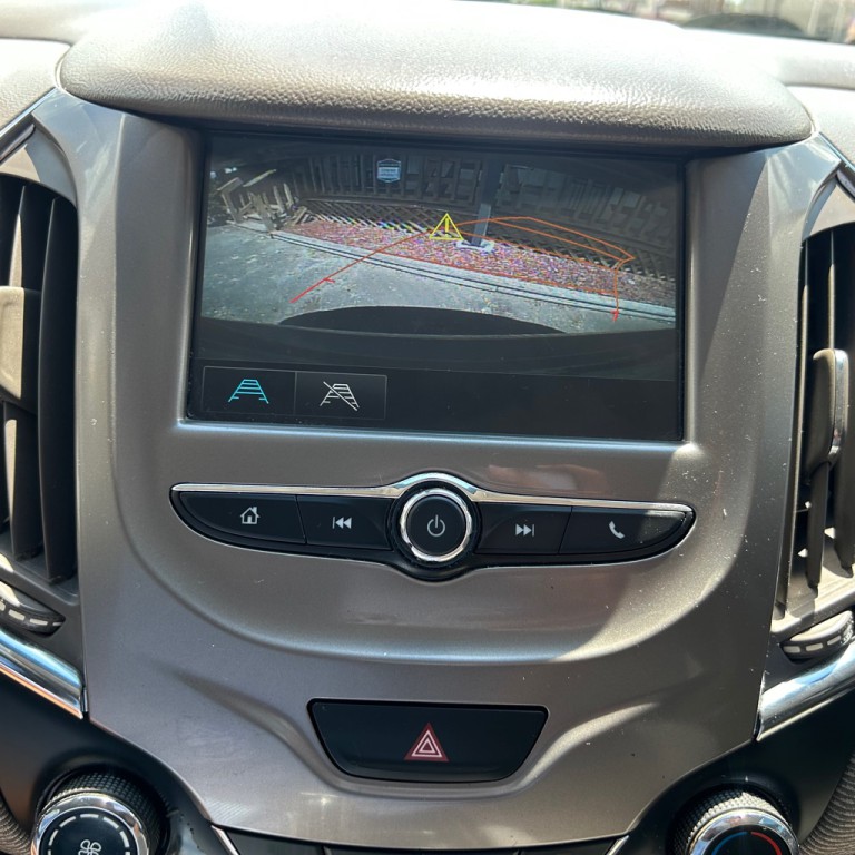 2018 Chevrolet Cruze Image 12