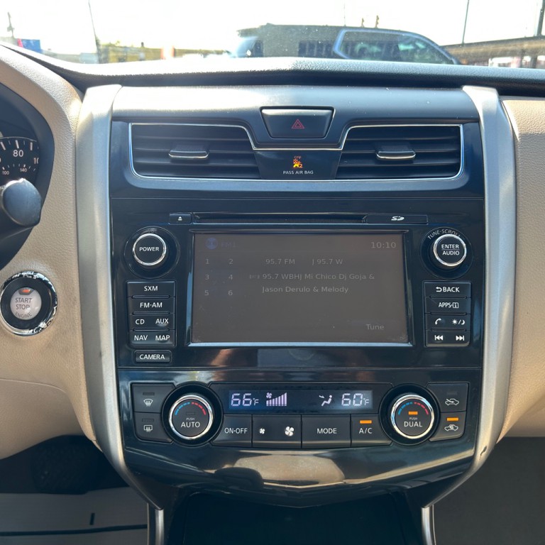 2014 Nissan Altima Image 10