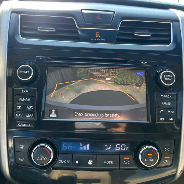 2014 Nissan Altima Image 11