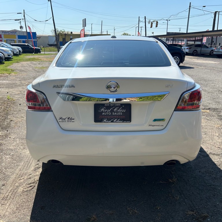 2014 Nissan Altima Image 18