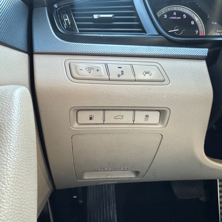 2018 Hyundai Sonata Image 8