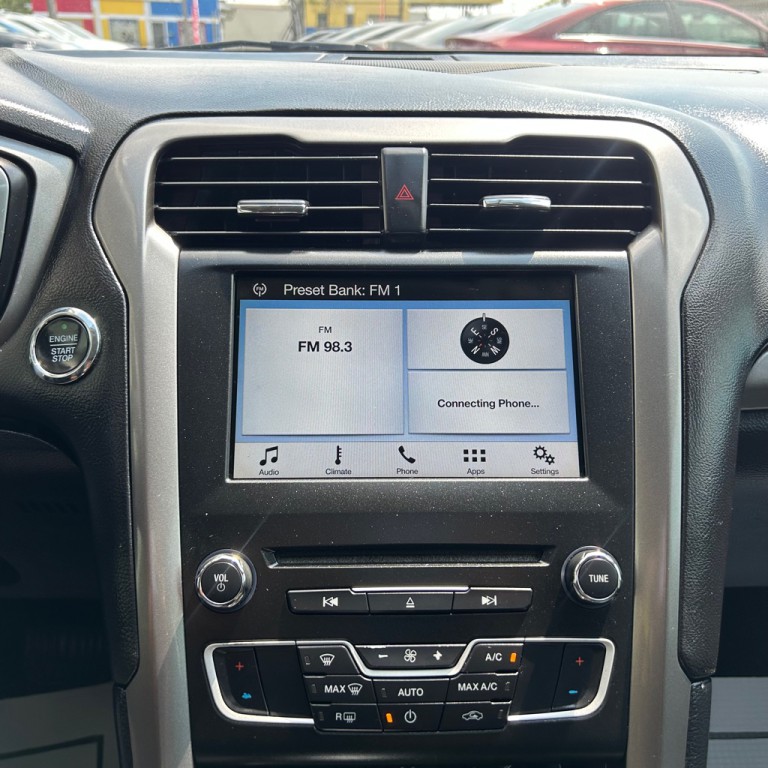 2017 Ford Fusion Image 10