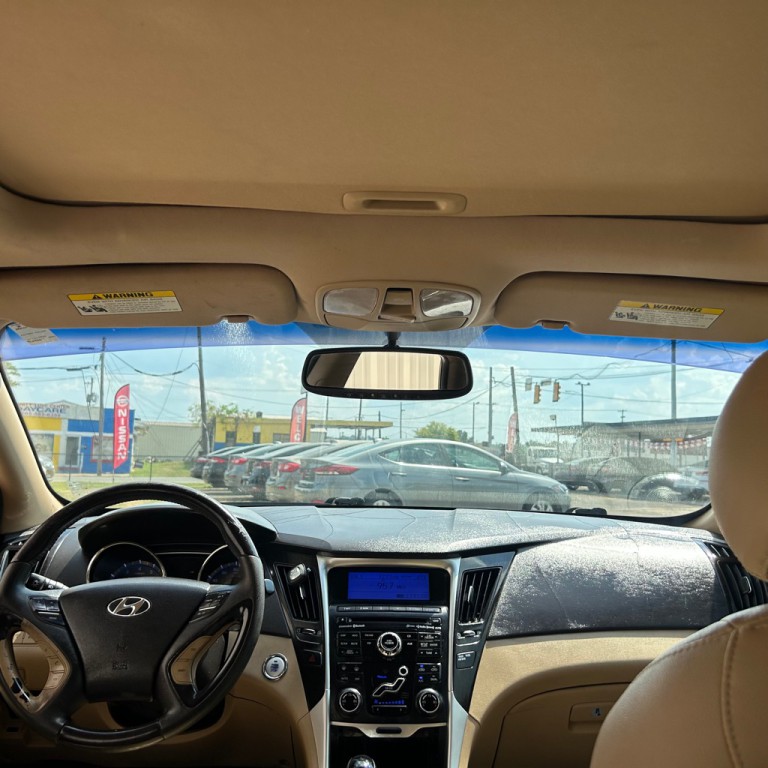 2011 Hyundai Sonata Image 7