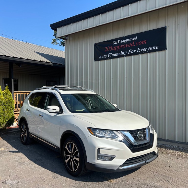 2019 Nissan Rogue Image 1