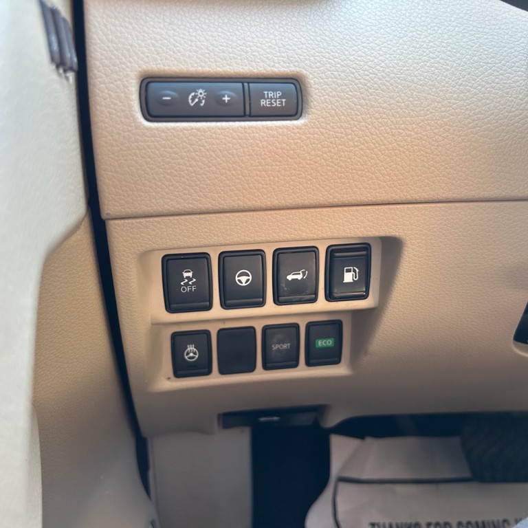 2019 Nissan Rogue Image 9