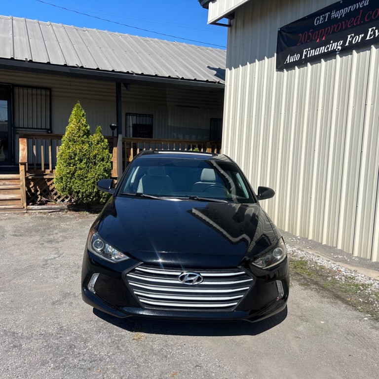 2018 Hyundai Elantra Image 2