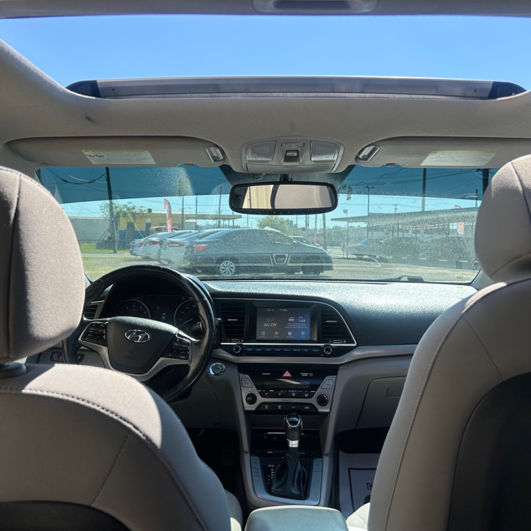 2018 Hyundai Elantra Image 5