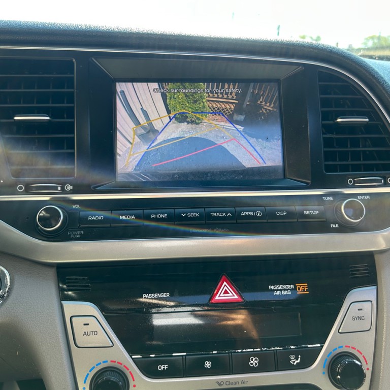 2018 Hyundai Elantra Image 10